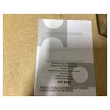 Giantex Tilt Out Laundry Hamper Cabinet, Bathroom Storage Cabinet with Drawer, Removable Laundry Basket, Bamboo Countertop, 10 Gallon Hidden Wood Laundry Cabinet (White)