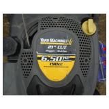 Yard Machine 21" 6 1/2 hp lawn mower. Self propelled. With bagger. Electric start. No battery included. Used condition. Tested & works. As shown.