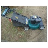 Yard Machine 21" 6 1/2 hp lawn mower. Self propelled. With bagger. Electric start. No battery included. Used condition. Tested & works. As shown.