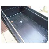 4 drawer filing cabinet. With hanging files. Used condition. As shown.