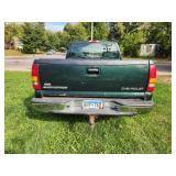 2001 GMC Sierra SL 4 Door Extended Cab Plow Truck