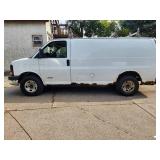 2006 Chevrolet Express 2500  3 Door Cargo Van