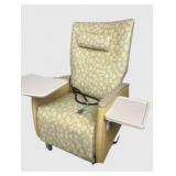 WOW $$$$ Fabulous Mobile Recovery Room Patient Chair Recliner Lounger With Dual Retractable Tables (One Oversized For Laptop) Includes 3 Levels Of Massage!! Excellent Condition!