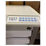 MSRP $2200 Inner Space 5-Drawer  Tempo N24 Cart -3 (3"), 1 (6"), & 1 (9") drawer configuration 21"d x 17.75"w x 36" Supply Medical Crash Cart With Battery Powered Locking System - Great Working Co