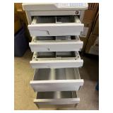 MSRP $2200 Inner Space 5-Drawer  Tempo N24 Cart -3 (3"), 1 (6"), & 1 (9") drawer configuration 21"d x 17.75"w x 36" Supply Medical Crash Cart With Battery Powered Locking System - Great Working Co