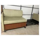 WOW MSRP $4800 Steelcase X-TENZ Mobile Convertible Healthcare Modular Sleeper Chair - Excellent Condition! Perfect For Entertaining Overnight Guests & Studio Apartments!