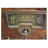 RCA Victor Antique Wood Cabinet Tube Radio Console