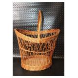 Wicker Basket with Handle and Solid Base