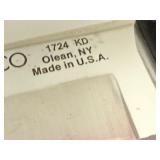 PTRY - Set of 4 Cutco Knives and Spreader