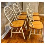 K - Set of 8 Windsor-Style Dining Chairs with White Spindles and Wood Seats