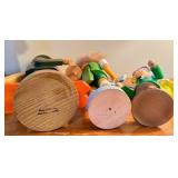 D - Set of 4 Vintage Nut Crackers including German Erzgebirge