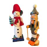 D - Set of 4 Vintage Nut Crackers including German Erzgebirge