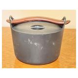 LL - Iittala Sarpaneva Cast Iron Casserole by Timo Sarpaneva