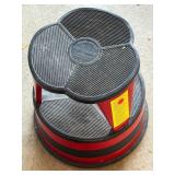 G - Kik Step Grammer Rolling Step Stool