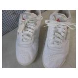 (CS) Pair of Reebok Classic Shoes S...