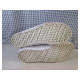 (CS) Pair of Vans Off The Wall Shoe...