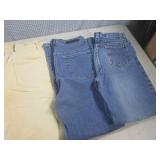 (CS) 5 Pairs of Assorted Jeans - Bo...