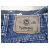 (BS) 5 Pair of Assorted Jeans - GAP...