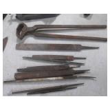 (EW4) Assorted Vintage Hand Tools E...