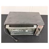 Black and Decker Toaster Oven with Bake, Broil, and Toast Functions