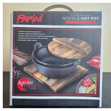 Parini 2-Liter Cast Iron Noodle Hot Pot with Wooden Lid and Trivet in Orig Box