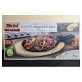 Parini 3-Piece Cast Iron Fajita Skillet Set with Wooden Trivet and Mitt in Orig Box