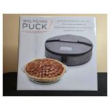 Wolfgang Puck 9 Inch Glass Pie Baking Dish with Insulated Carry Bag in Orig Box