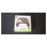 PowerA Enhanced Wired Controller for Xbox with 10 ft USB Cable in Orig Pkg