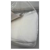 Sutton Place Collection Cooling Comforter Queen Size 90x90 in Sealed