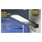 Solar Area Light with Motion Detection, 5000 Lumens