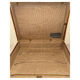 Set of 3 Vintage Suitcases Assorted Colors and Sizes