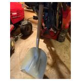 Toro 824 Gas Snowblower with Chains and Shovel