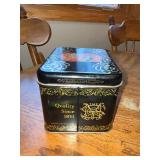 Singer 99K Vintage Sewing Machine with Decorative Tin and Accessory