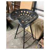 Metal Tractor Seat Bar Stool with Industrial Base