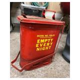 Vintage Eagle Model 906-FL Red Metal Safety Can
