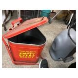 Vintage Eagle Model 906-FL Red Metal Safety Can