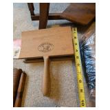 Ashford Traditional Spinning Wheel with Accessories and Manuals