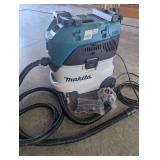 Makita HEPA Filter Vacuum Cleaner
