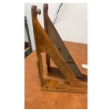 Set of 4 Heavy Duty Metal Shelf Brackets Assorted Styles