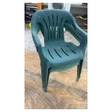Set of 4 Green Stackable Plastic Patio Chairs