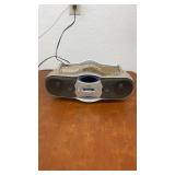 Onix Portable CD Player and Radio Boombox