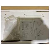 Slickblue Compact White 4 Cube Open Back Bookcase for Office Bedroom or Living Room 27.5L x 13W x 27.5H