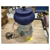 Leegol Electric 18 lb. Vibratory Bo...