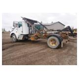 2006 Kenworth T-300 Roll Off Hook Truck