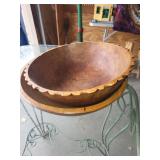 Set of Two Vintage Wooden Bowls with Scalloped Edge