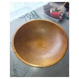 Set of Two Vintage Wooden Bowls with Scalloped Edge