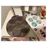 Assorted New Bakeware Lot - Nordic Ware, Cake Pans, Molds