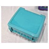 Disney Themed Lunch Boxes Featuring Pocahontas, Aladdin, and Beauty and the Beast - 2 Have Thermo Bottles