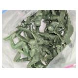 Mixed Lot of Vintage Plastic Toy Soldiers Army Men