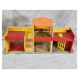 Shelcore Chunky Farm and Fischer Price Police Station, Barber Shop, Garage